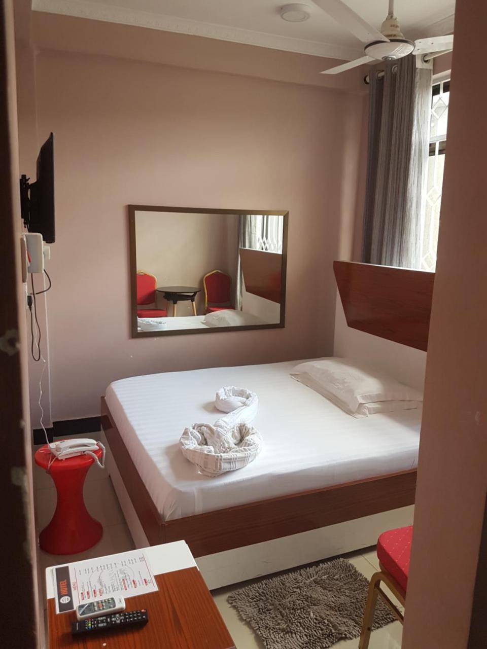 B10 Airport Lodge Dar-es-Salaam Eksteriør bilde