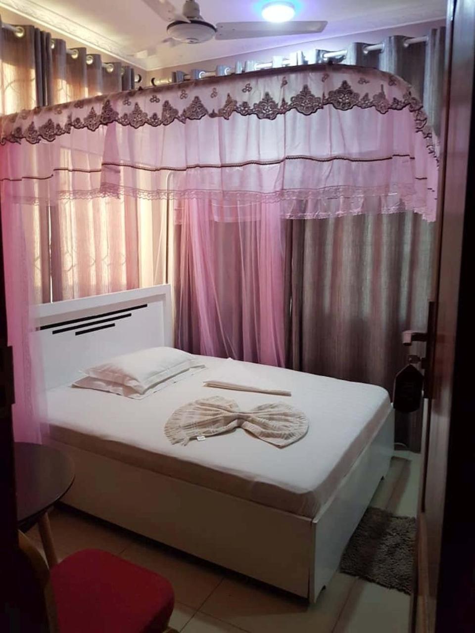 B10 Airport Lodge Dar-es-Salaam Eksteriør bilde