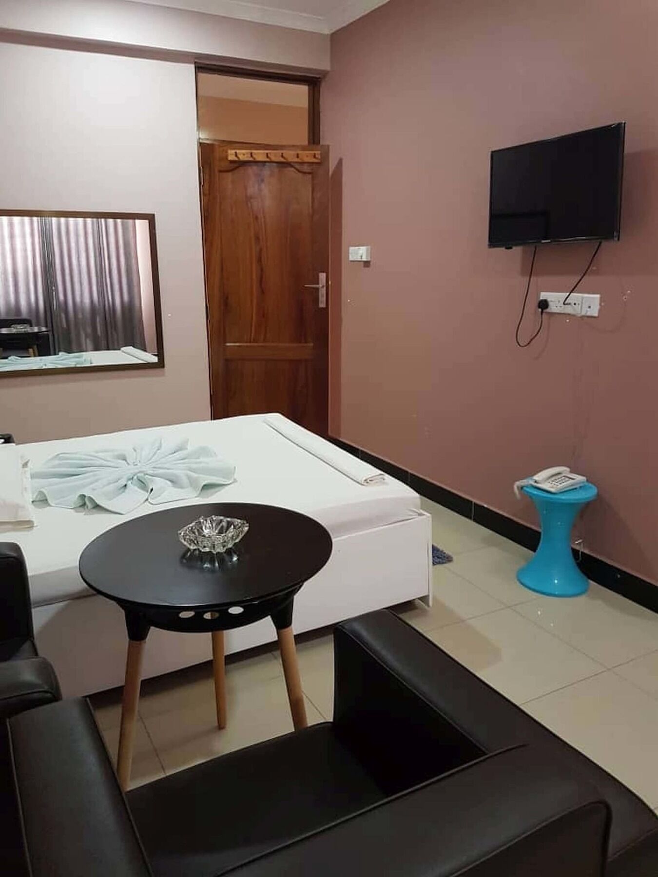 B10 Airport Lodge Dar-es-Salaam Eksteriør bilde