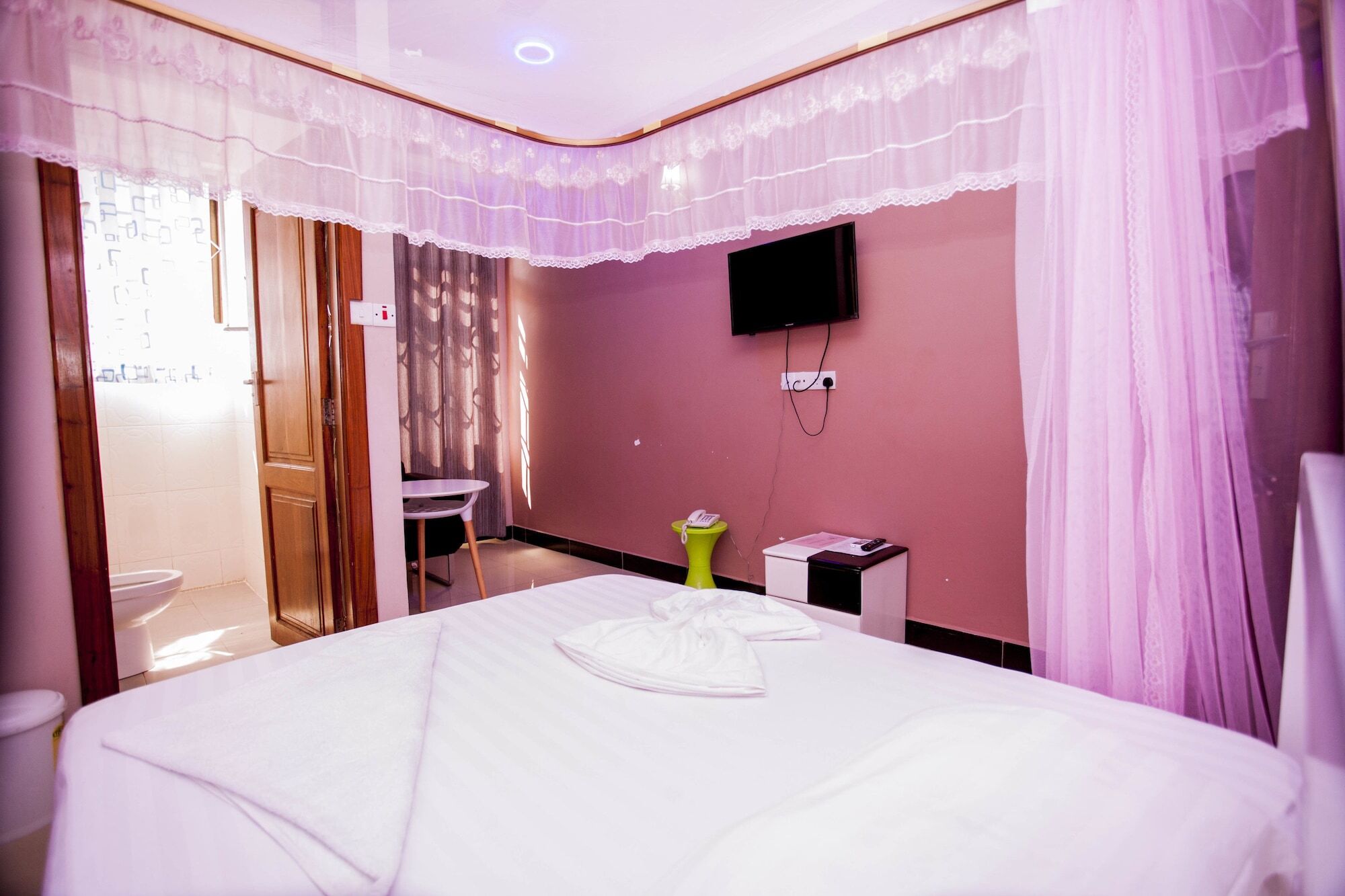 B10 Airport Lodge Dar-es-Salaam Eksteriør bilde